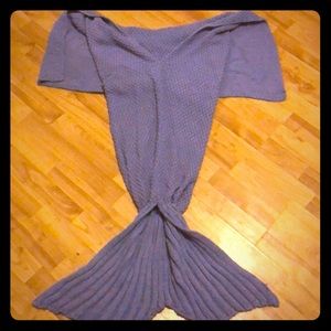 Handmand purple mermaid blankie tail